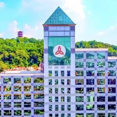 Fenggang Gladden Hotel