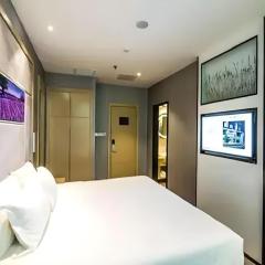 Zmax Hotel·Yantai Shimao Binhai Plaza
