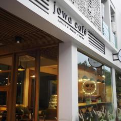 Jowa Hotel