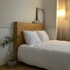 Jeongseong Stay-Jeonju Center Best Restaurant Alley Terminal 5 minutes Hanok Village Convenient Transportation