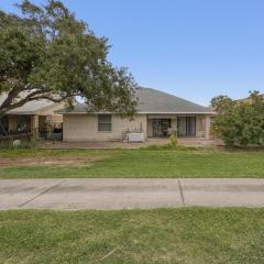 Bright Pharr Getaway Spacious Family Home w Garage and WiFi
