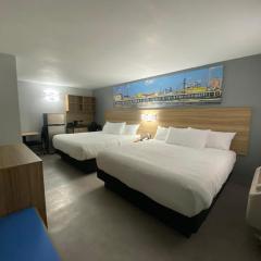 Days Inn & Suites by Wyndham Texas City