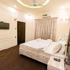 White Rose BnB Family - Near Millennium Mall - Airport - National Stadium