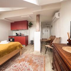 Comfy central city retreat