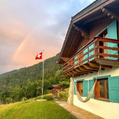 Chalet l'Aiglon Valais - Vue, Confort, Jacuzzi