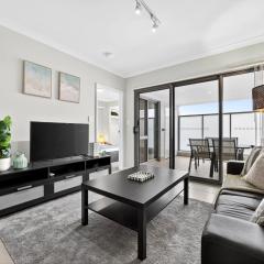 Rockingham Escape Stylish 2br Apt Near Beach and Shops