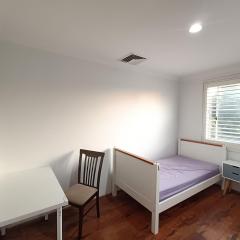 Comfortable Single Room in Baulkham Hills Home - BH4