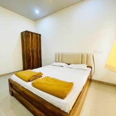 Hotel Amit Cafe and Lodging Bhimashankar