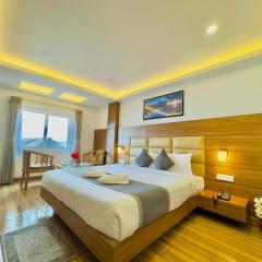 Hotel Vista Grand Darjeeling - near Railway station and mall road