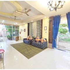 HOTEL SILICON RESIDENCY PURI -Near Jagannath Temple #3 minutes Walking Distance From Sea Beach #Free Wi-fi #Restaurant #Lift - Parking Facilities - Fully Air Conditioning Hotel - All Rooms Spacious - Best Customer Service Experience Hotel In Puri