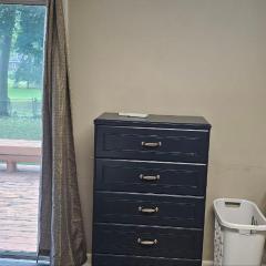 Large Ranch 4 Bedrooms, Quiet Neighborhood