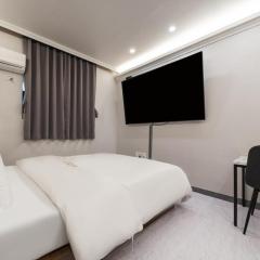 Momo Hotel