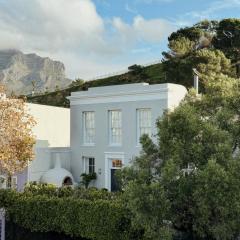 Cape Finest - De Waterkant House