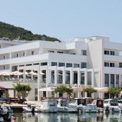 Hotel Preko Ugljan Island, Curio Collection By Hilton