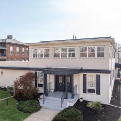 The Grand Elm Suites