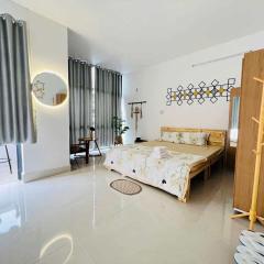 KYNA house