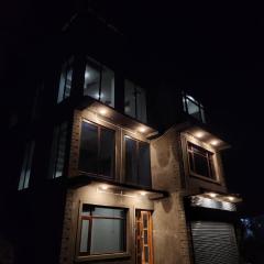Hotel drass heights