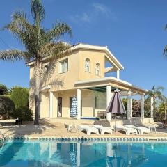 Villa Anastasia - Stunning Sea View, Cheerful 2 Bedroom Villa