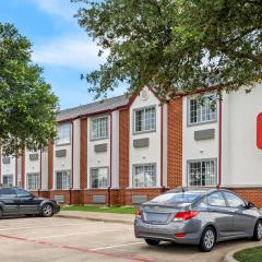 Red Roof Inn & Suites Euless - DFW Airport Southwest
