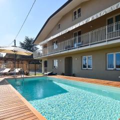 4 Bedroom Gorgeous Home In Massarosa