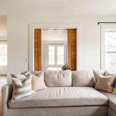 2BR Flat - Walk to NW 23rd Shops & Cafes