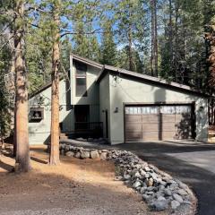 Glacier Forest Getaway HOA Access