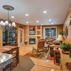 Crystal Charm Amazing 3 BDR Condo Close to Beaches Casinos & Skiing