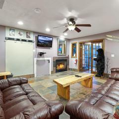 Ski In Ski Out 3 BDR Steps from Stagecoach Lift