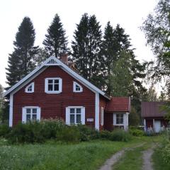 Idyllic Peltola