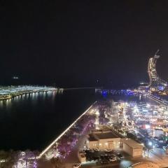 Skyline Luxe Sea view Apartemnt