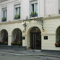 Hotel des Arts - Cite Bergere