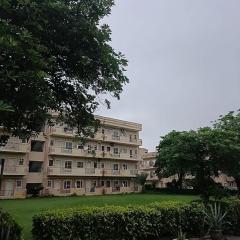 Home Stay with Giriraj View I On Parikrama Marg I 5 mins to ISKCON & Daan Ghati