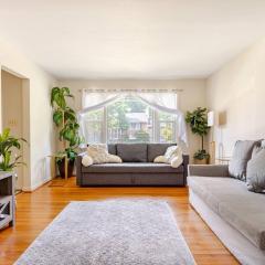 3BR Home - Free Parking-WiFi Kitchen Laundry-Kids Friendly-Near DC & Downtown & Metro-Patio & Deck