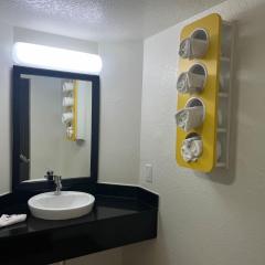 Studio 6 Suites Euless, TX – DFW West