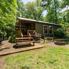 Wildflower Cabin with a private hot tub