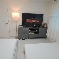 Sillim Danggok Station Full-Op Two Room