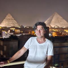 Grand Pyramid View Hotel