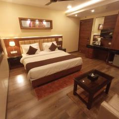 Golden Orbit Hotel