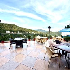Kasauli View Resort Kasauli # Parking # lift # Garden # Restaurant # Open Terrace # On Road Location