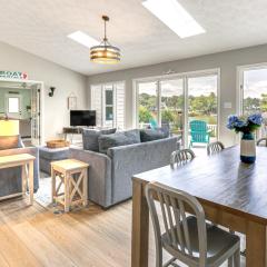 Boat Dock and Kayaks Waterfront Home in Deltaville!