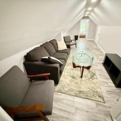 Super Amazing Place To Stay Near Downtown! Free Parking