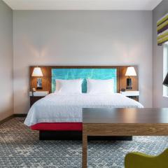 Hampton Inn & Suites Pittsburgh New Stanton PA