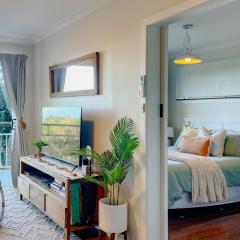 Two Apartments SALT & SAND at Lazy Days on Shaws Bay - 150m to Shaws Bay