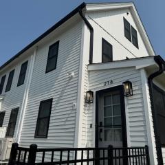 The Seafarers Stay A Nautically Themed 3BR Flat in Stonington Borough