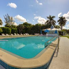 Naples Home Near 5th Ave South, Beaches and Zoo