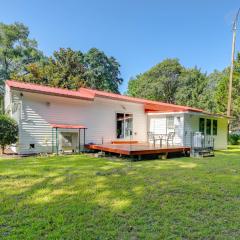 12 Mi to Dtwn Lewes and Beach Delaware Home with Deck