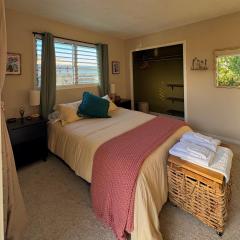 Master Suite with Private Bath 15 min from beach