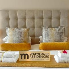 Menlyn Maine Residences - Napoli with king sized bed
