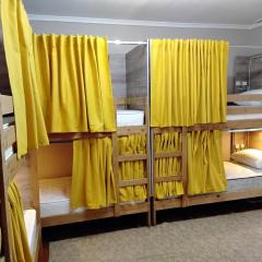 Hostel 888