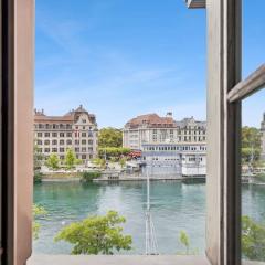 Aaacentralriversidepenthousewbalcony&waterview